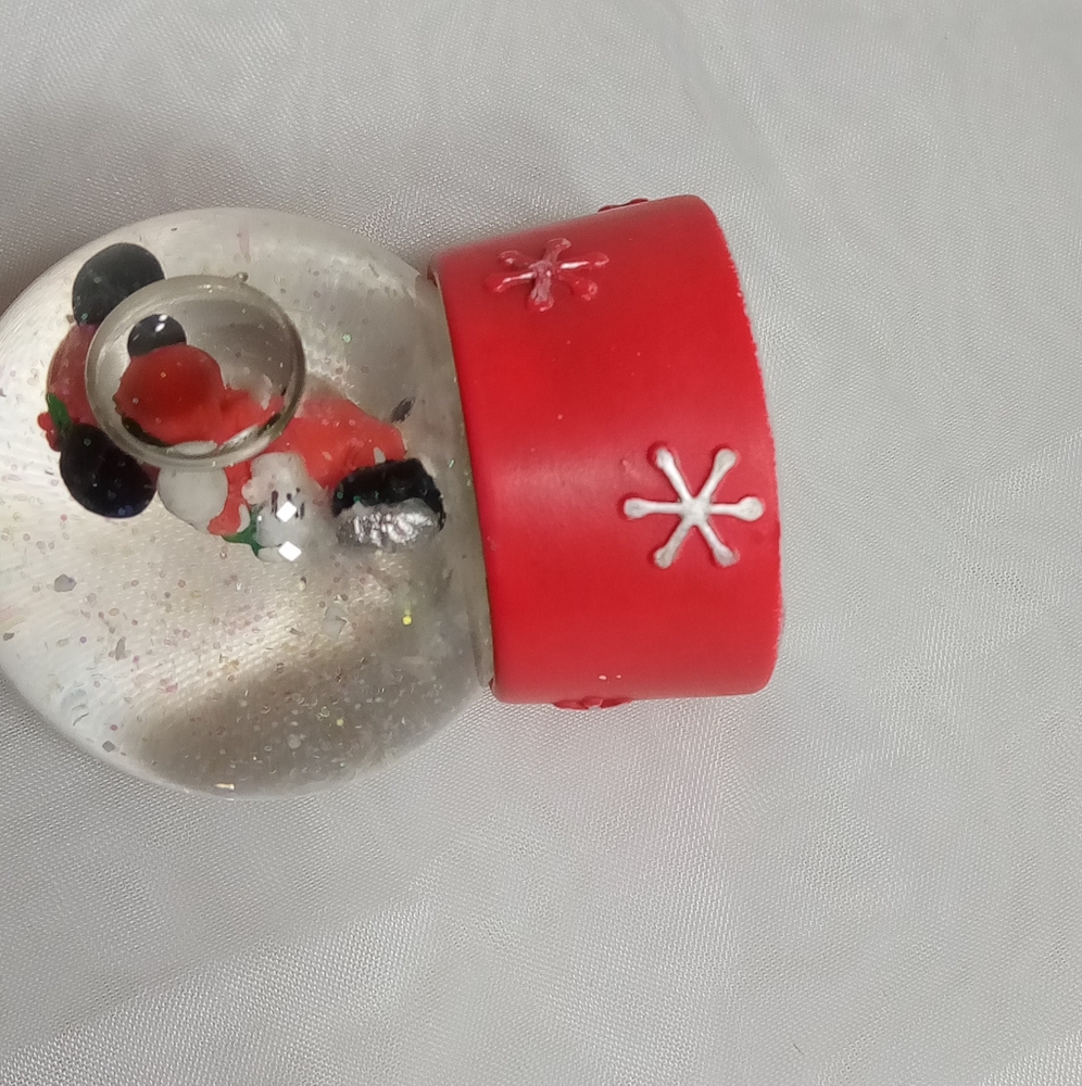 Disney Mickey Mouse 2007 Mini Snow Globe Collectable 2.5" H - Picture 8 of 8